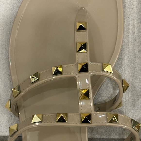 Valentino rockstud beige jelly sandals sz 38 - Picture 3 of 5